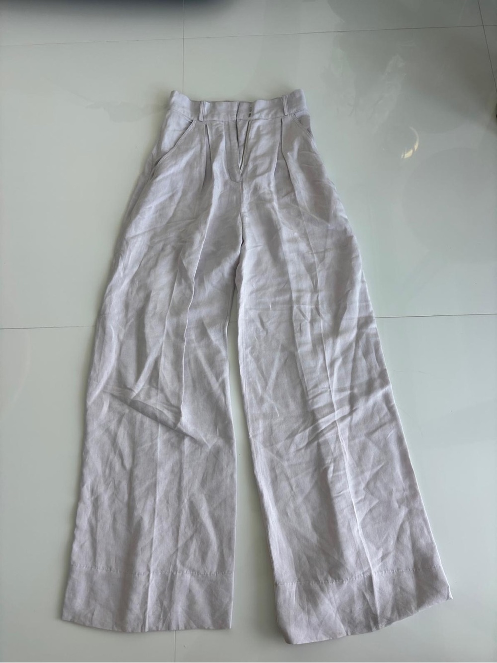Matthew Bruch Lilac Wide-Leg Linen Trousers
Size: 2